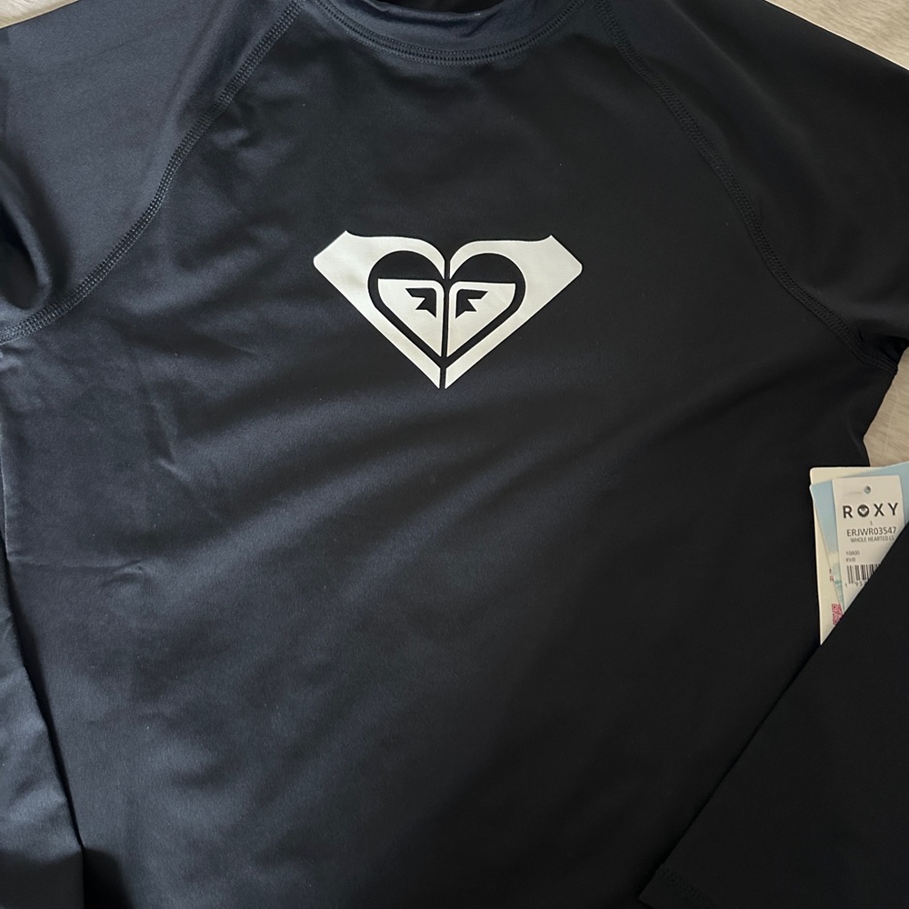 Roxy Women's Black Long Sleeve Rash Guard - Picture 11 of 12